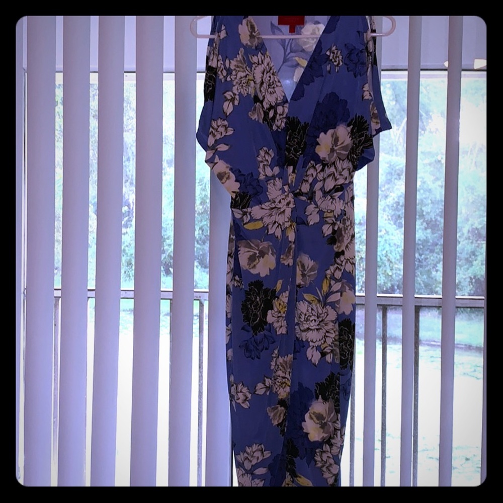 Jennifer Lopez floral dress